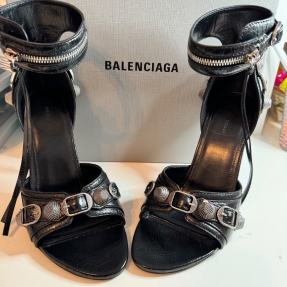 BALENCIAGA CAGOLE 110MM SANDAL IN BLACK - Picture 6 of 7